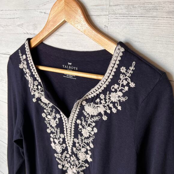 Talbots Top Womens Size MP Navy Split-Neck Embroidered Tunic Floral Detail - Picture 8 of 16